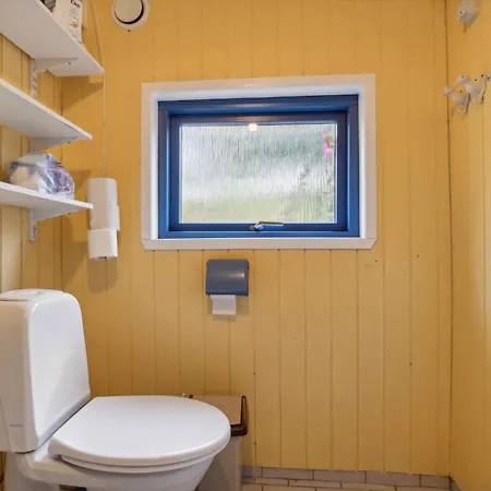 Cozy Summer House On Bornholm 内克瑟