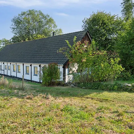 Cozy Summer House On Bornholm بيت للعطل
